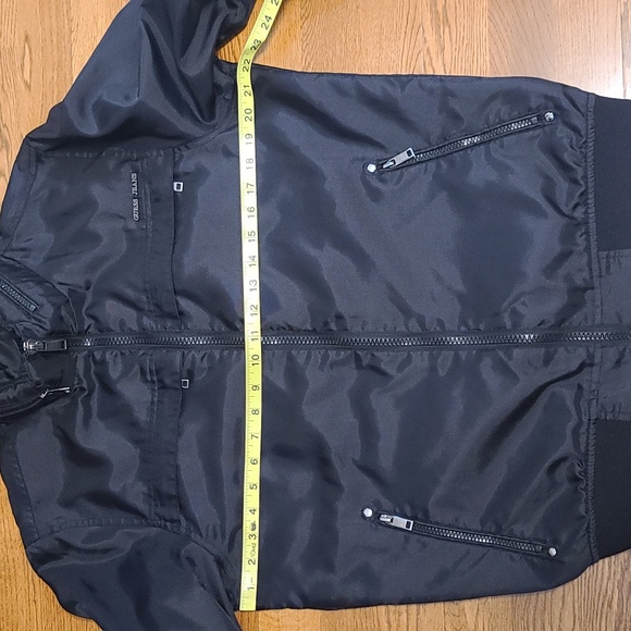 Guess Men's Black Lightweight Bomber (Sz M) - Picture 10 of 13